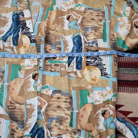 Vintage Silk Club Golf World 100% Silk‎ Robe One Size Beige Tan Green Belted EUC - Picture 6 of 7